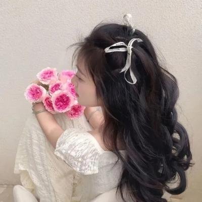 32颗药丸：我姐姐的自杀