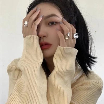 燃烧女子的画像
